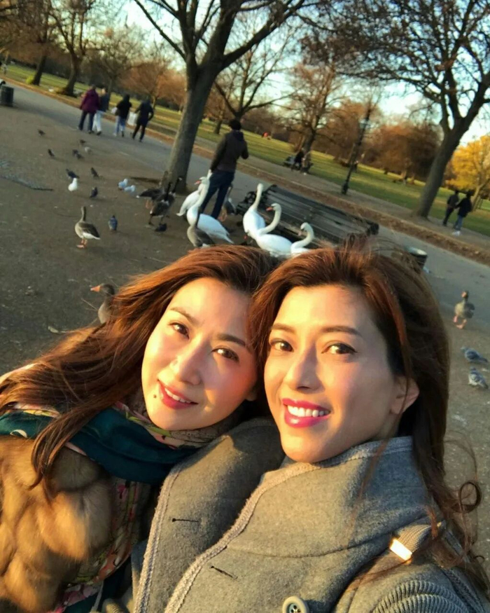 梁芷珊曾透露吴雪雯计划带子女移居外国，继续低调生活。